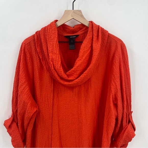 Ali Miles Cowl Neck Asymmetrical Tunic Roll Tab Sleeves Red Textured Top 1X - Picture 4 of 8